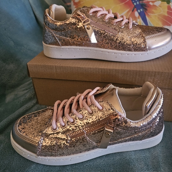 Forever Link Shoes - Forever Link Gold Glitter Sneakers